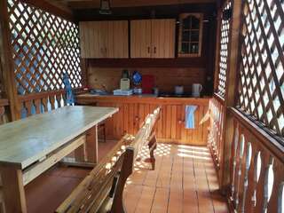 Гостевой дом Гостевой дом Олимп Пицунда Трехместный номер «Комфорт» с душем-30